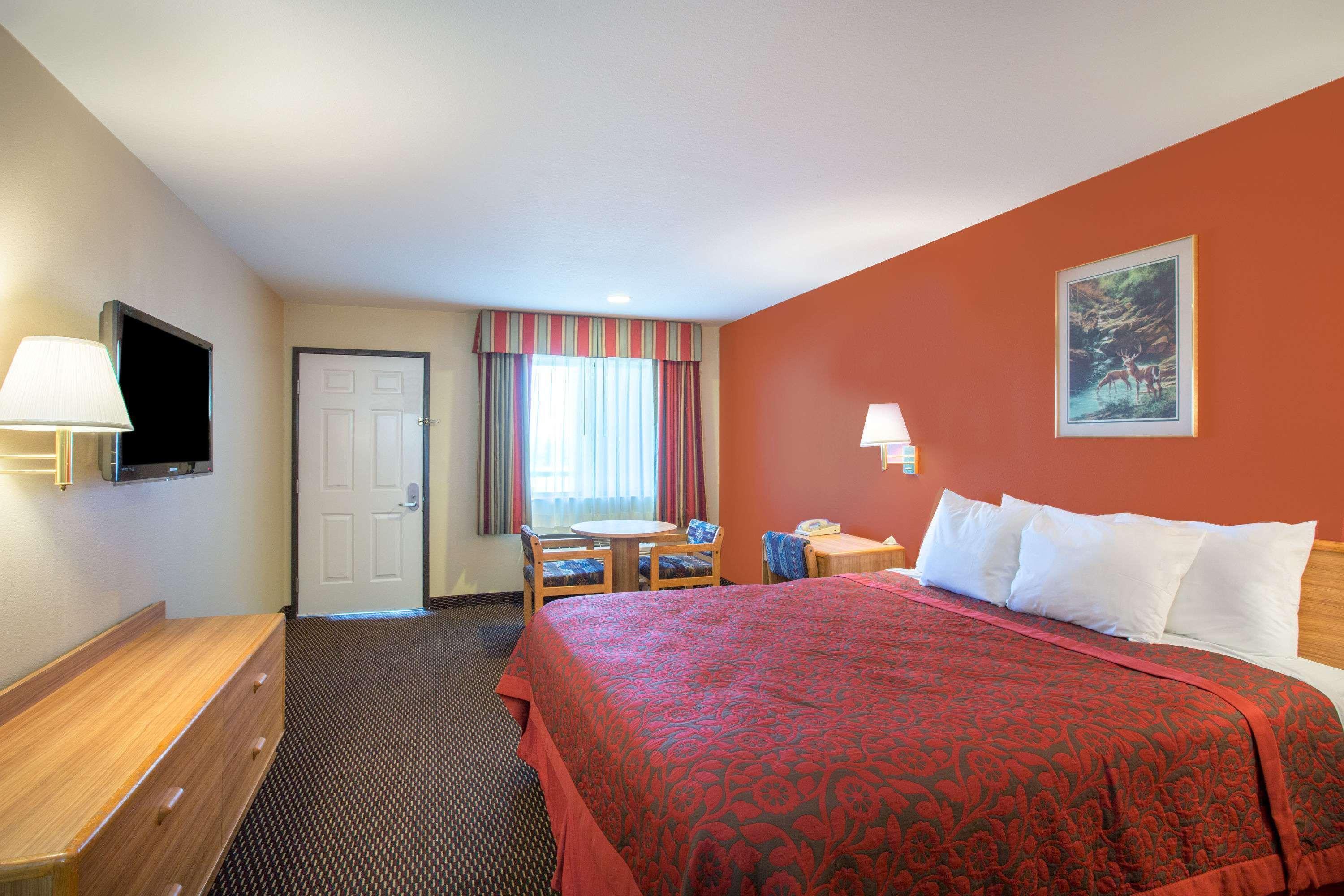Days Inn By Wyndham Tucson Airport Drexel Heights Eksteriør billede