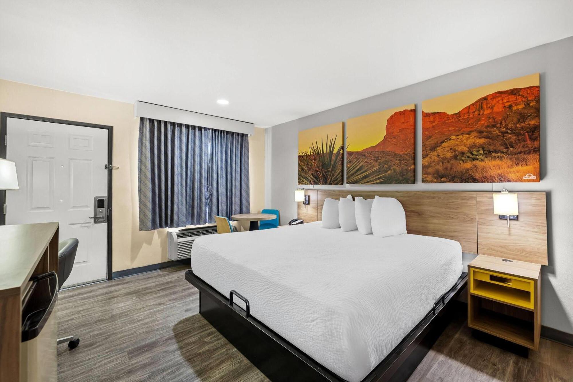 Days Inn By Wyndham Tucson Airport Drexel Heights Eksteriør billede